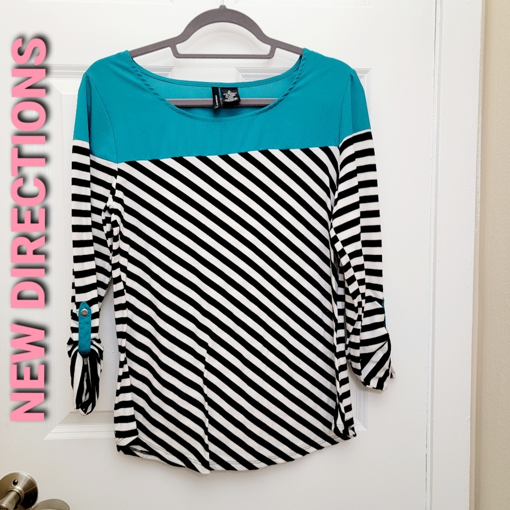 New Directions 3/4 sleeves Slip-on stripes blouse